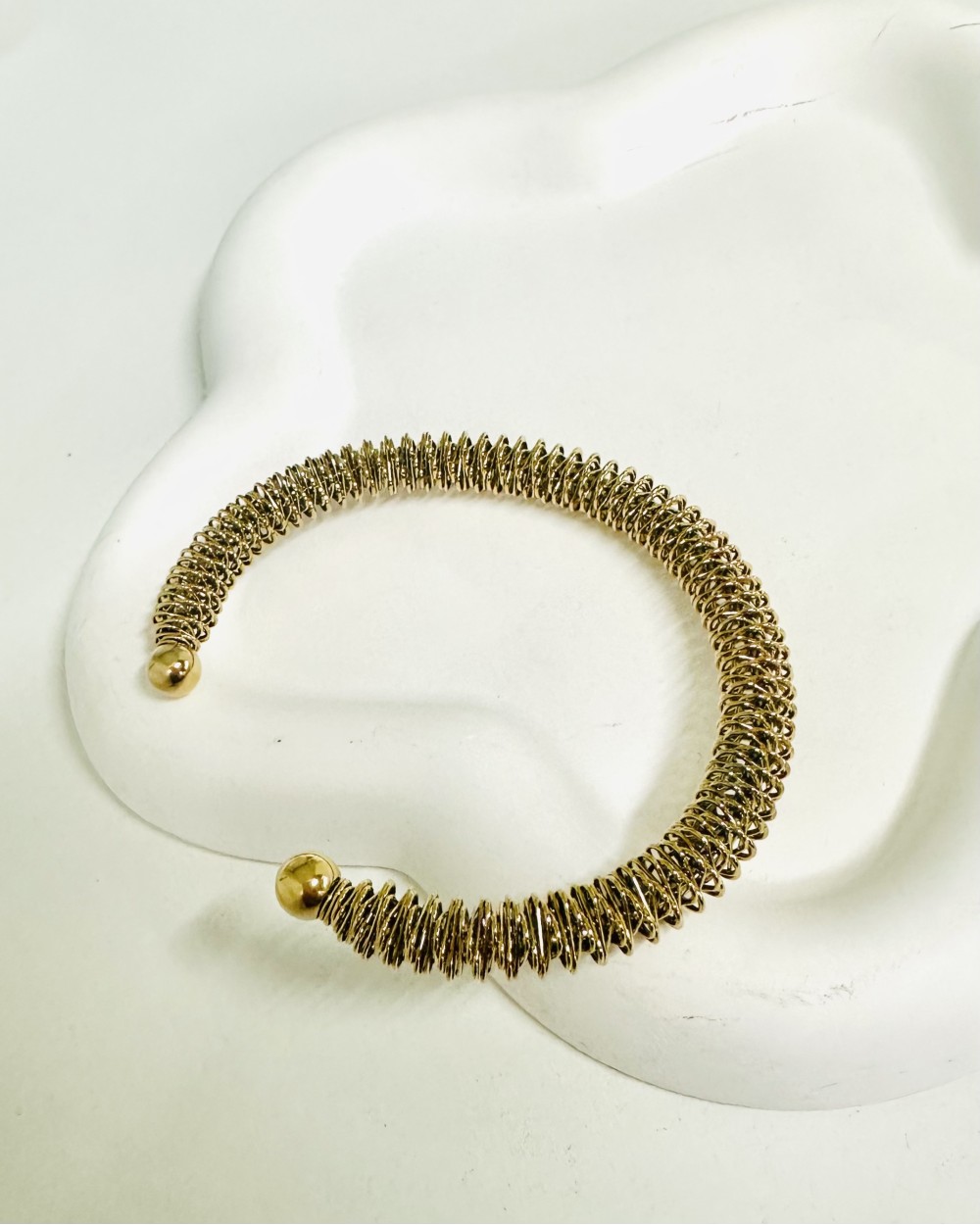 Simple Golden Bracelet