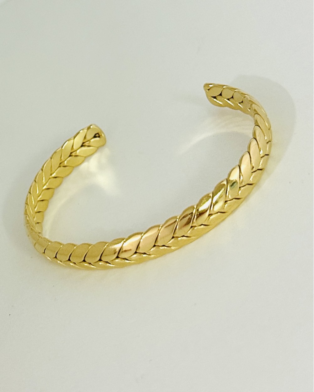 GOLDEN BRACELET