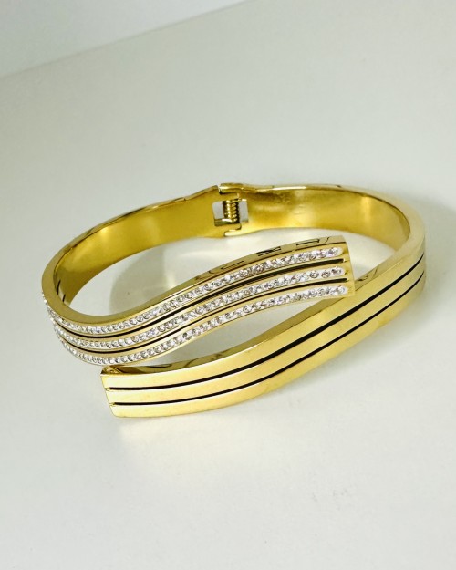 GOLDEN BRACELET