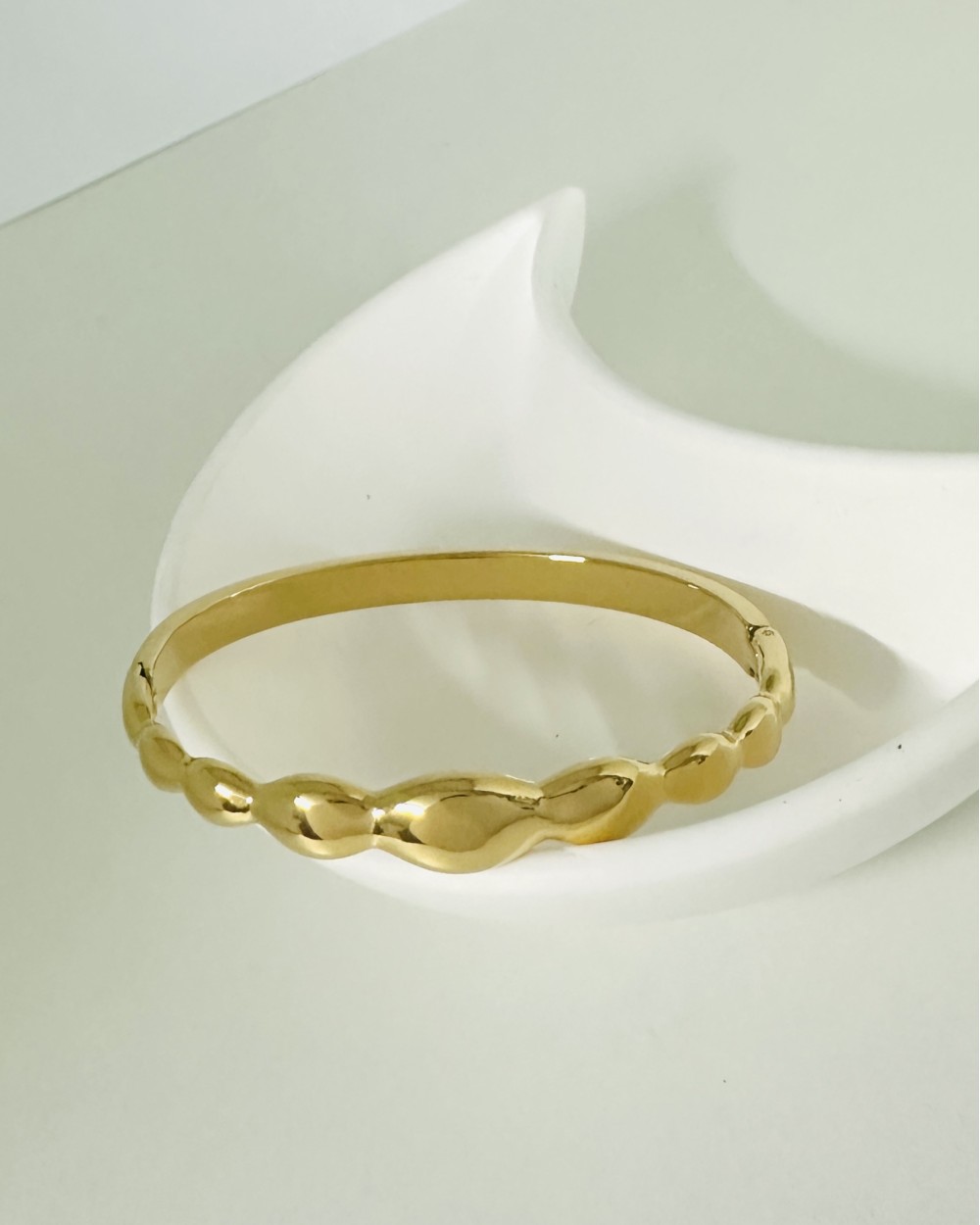 GOLDEN BRACELET