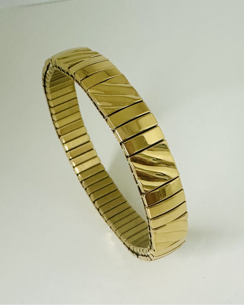 GOLDEN BRACELET