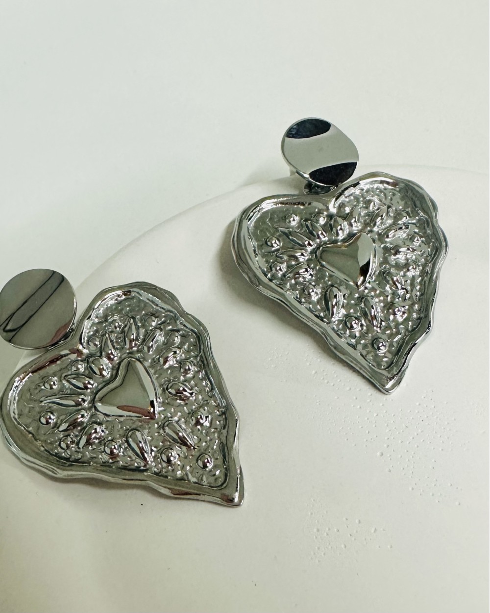 SILVER HEART EARRING