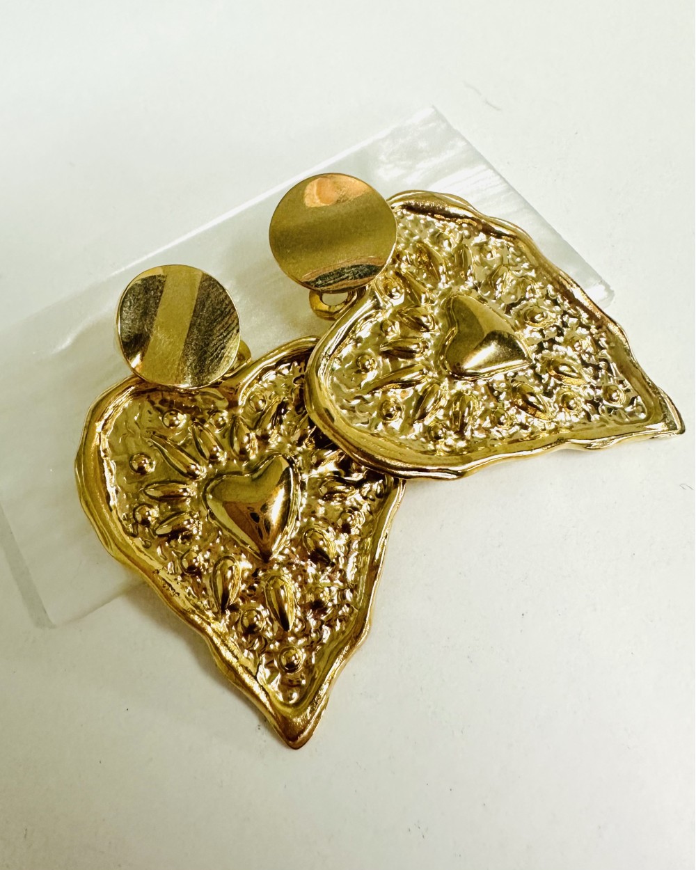 GOLDEN HEART EARRING