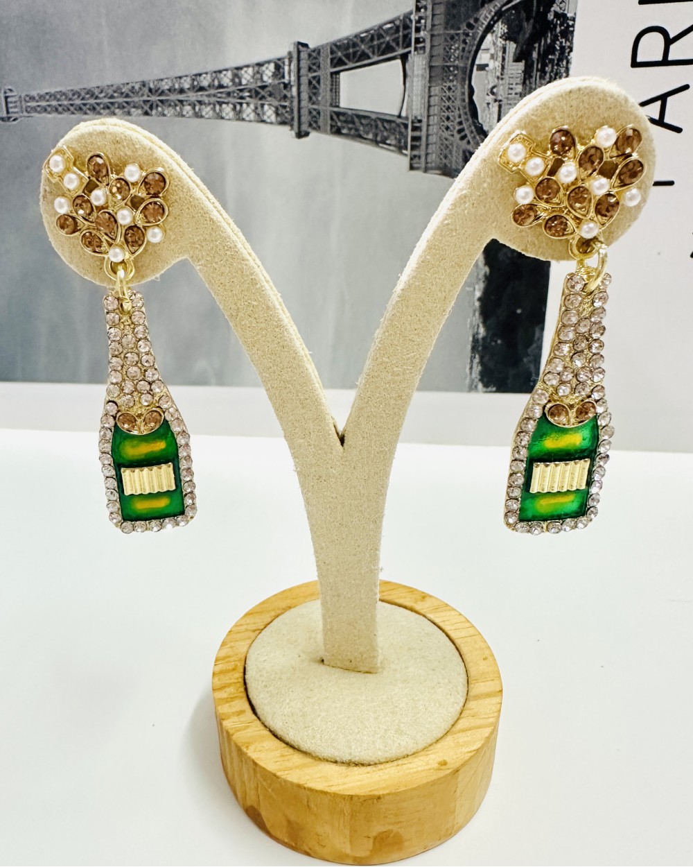 SHINY EARRING