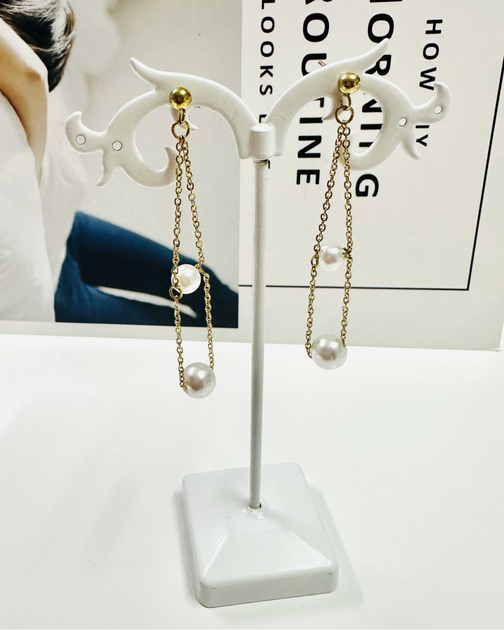 GOLDEN LONG EARRING