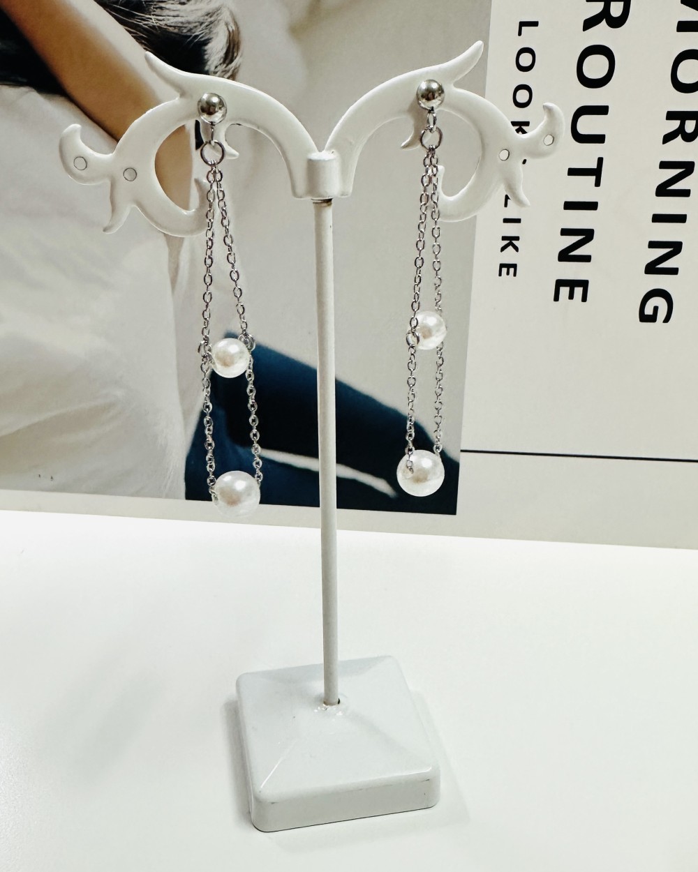 SILVER LONG EARRING