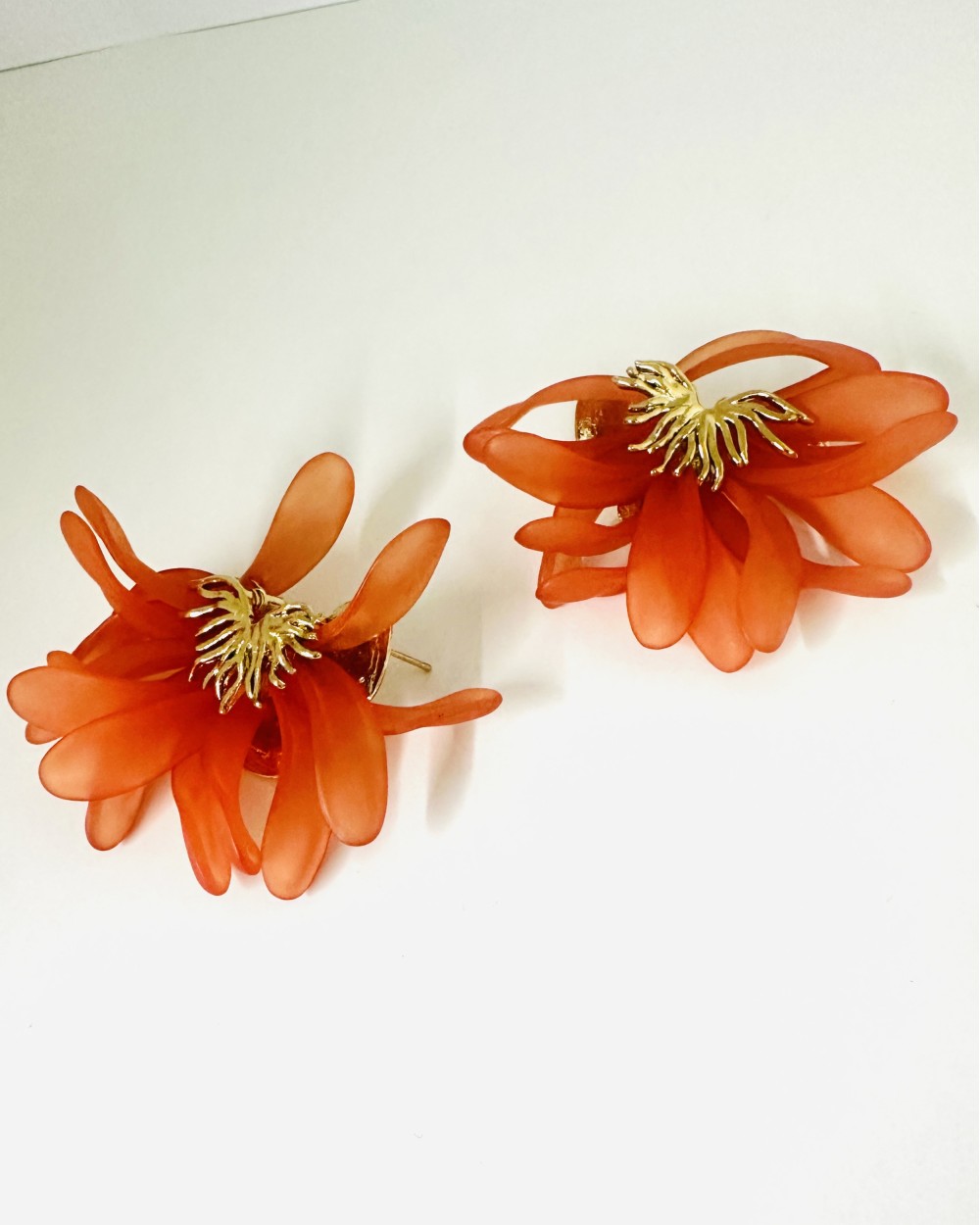 ORANGE EARRING
