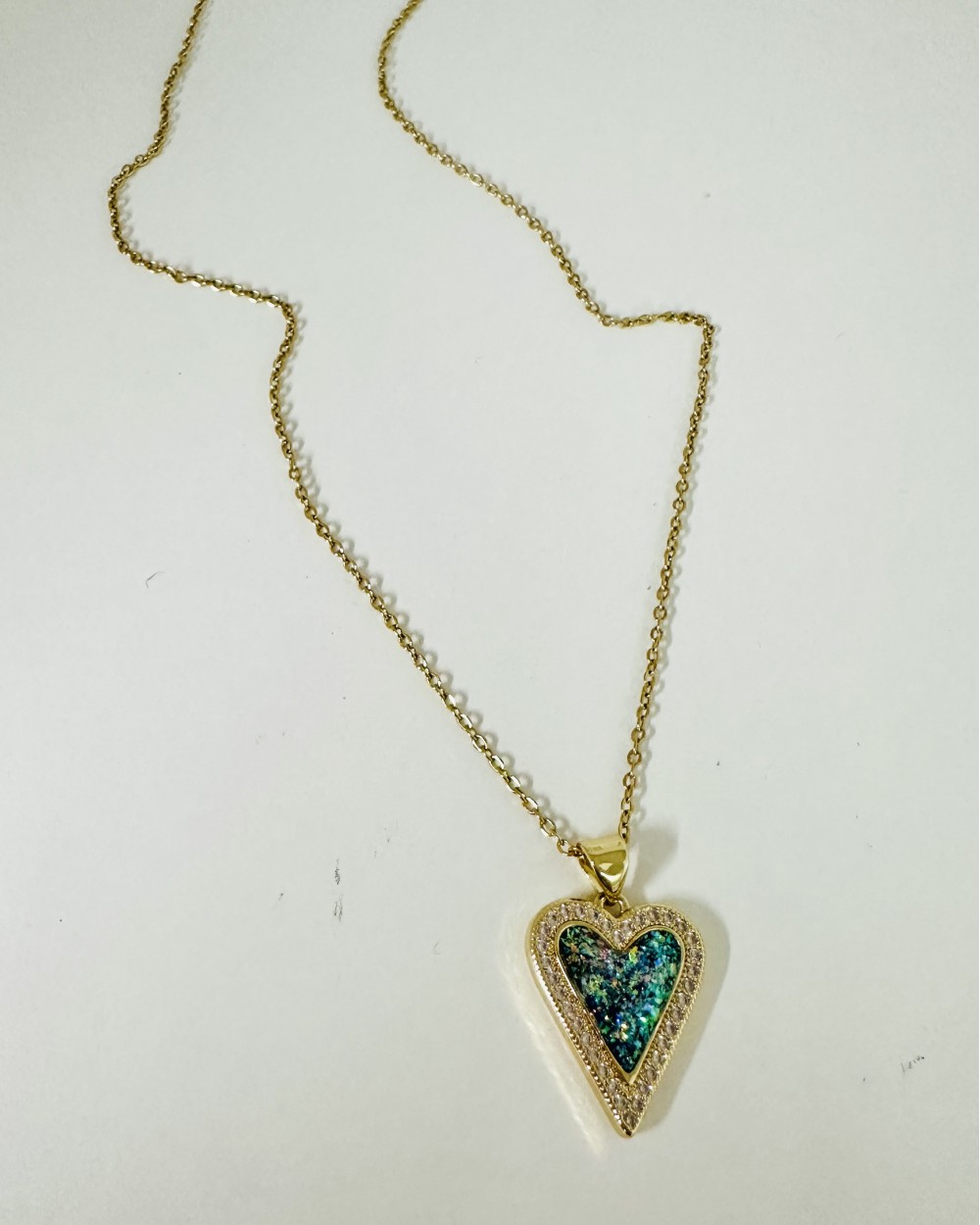 GREEN HEART NECKLACE