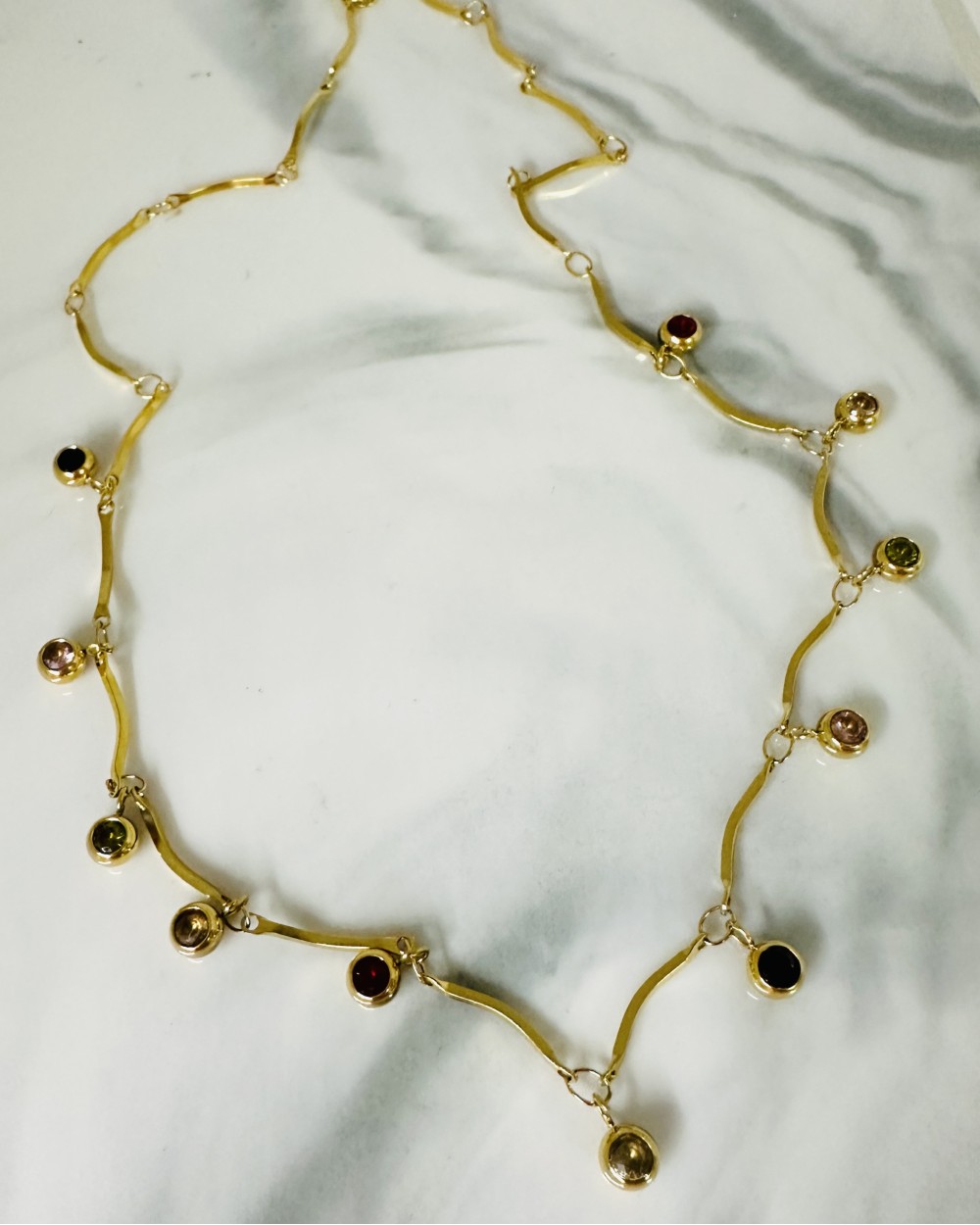 COLOURFUL NECKLACE