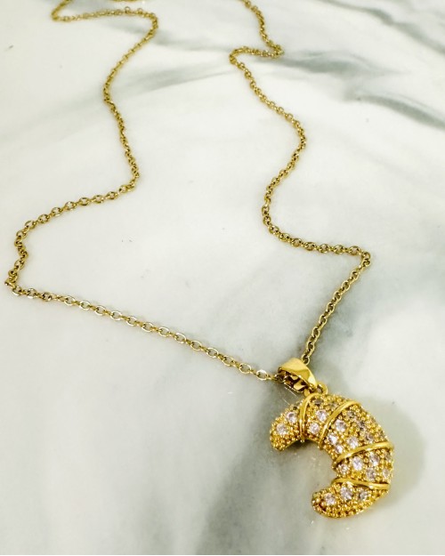 GOLDEN NECKLACE