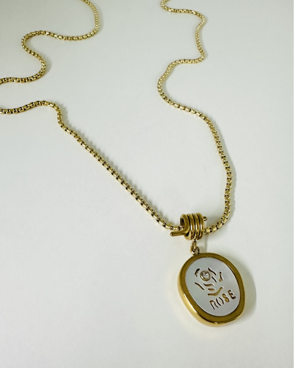 GOLDEN NECKLACE