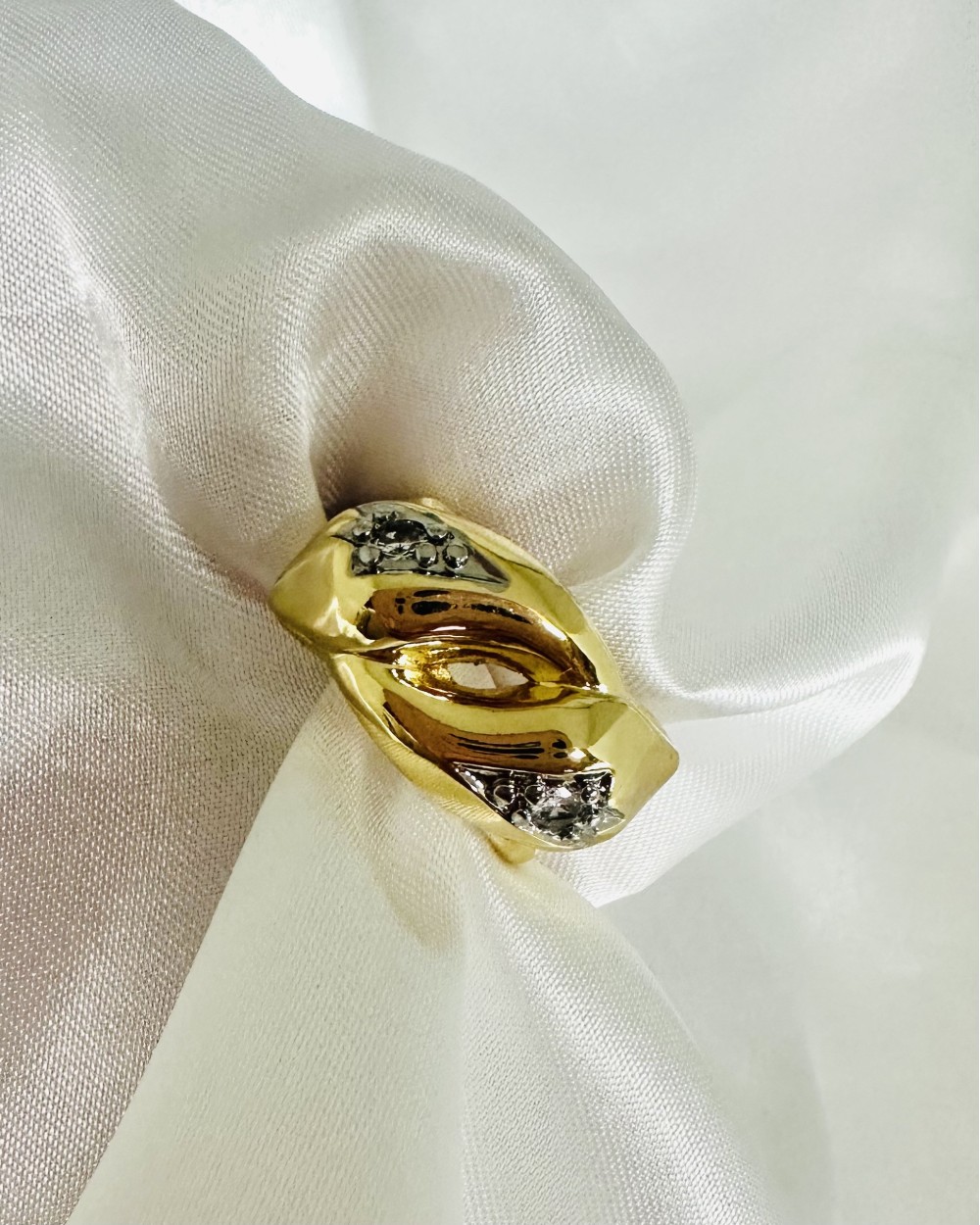 GOLDEN RING