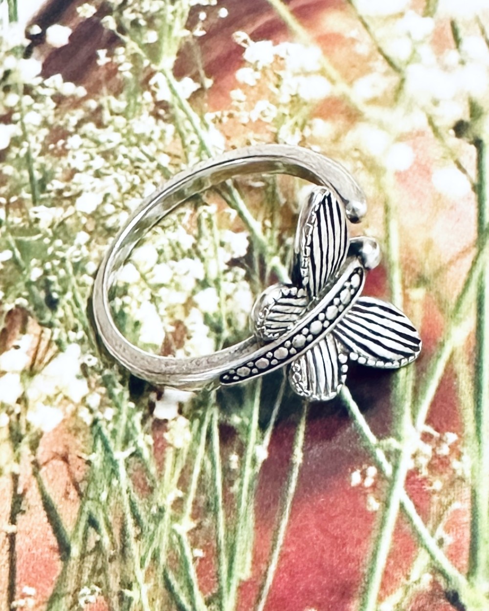 SILVER RING