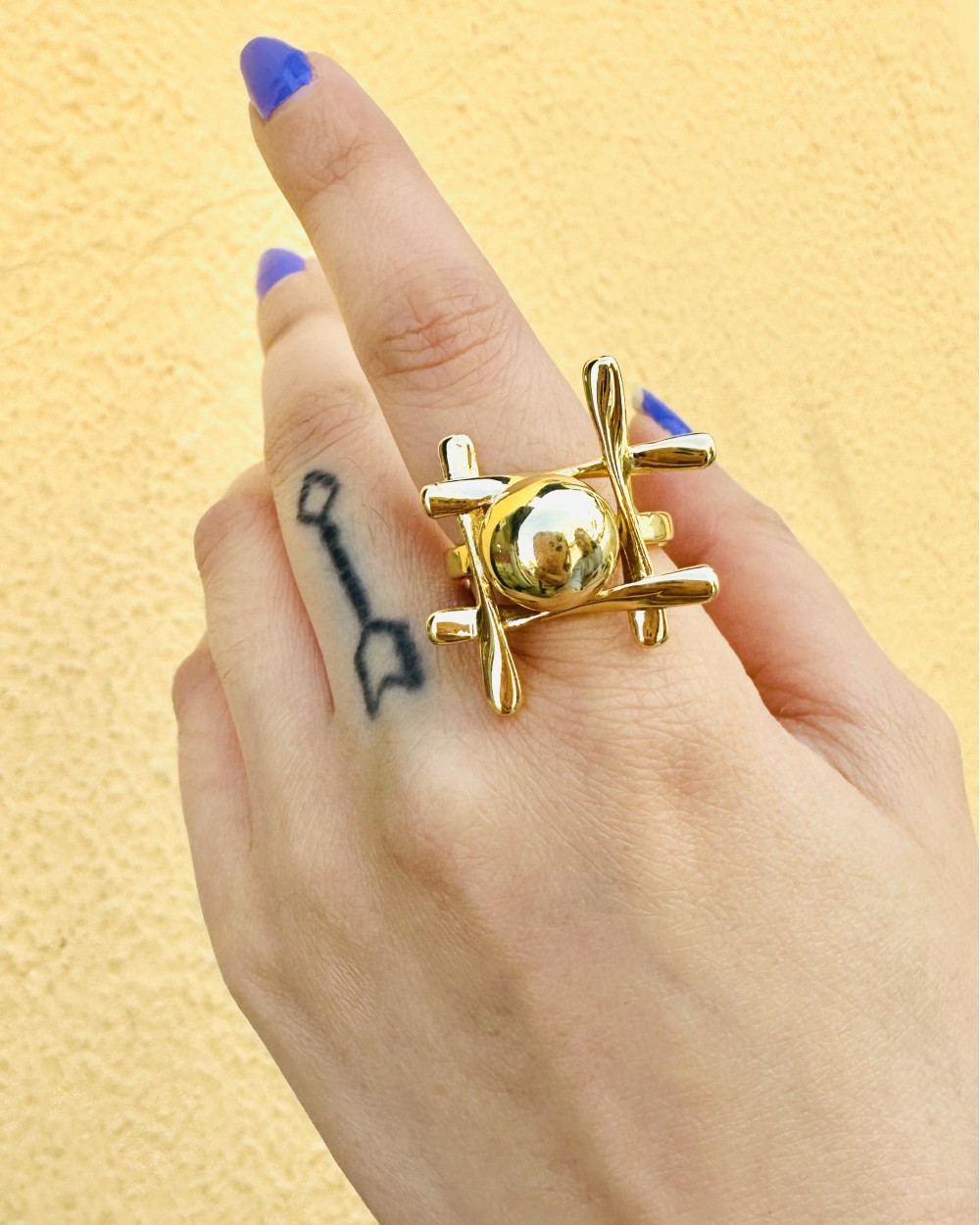 STYLISH GOLDEN RING