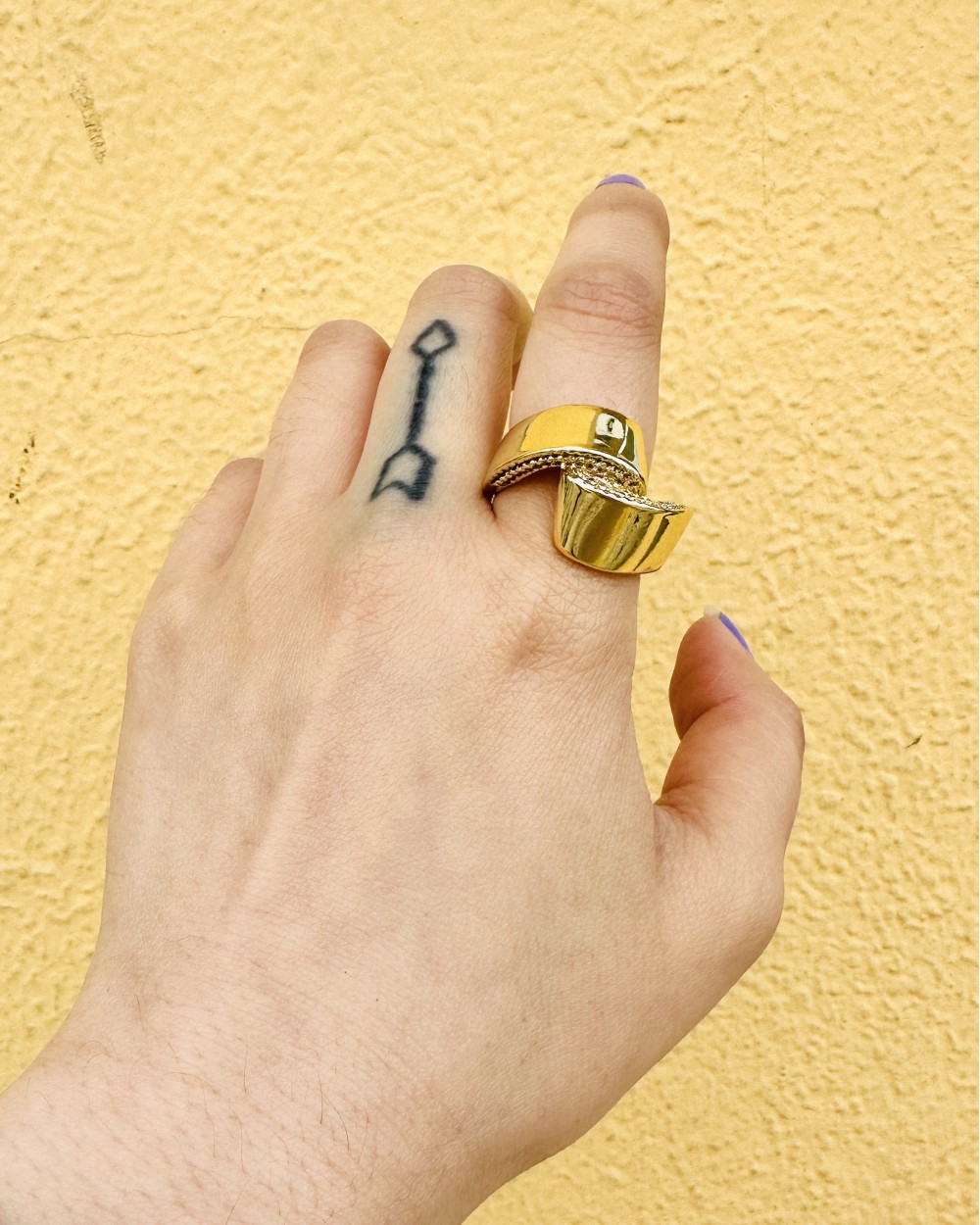 STYLISH GOLDEN RING