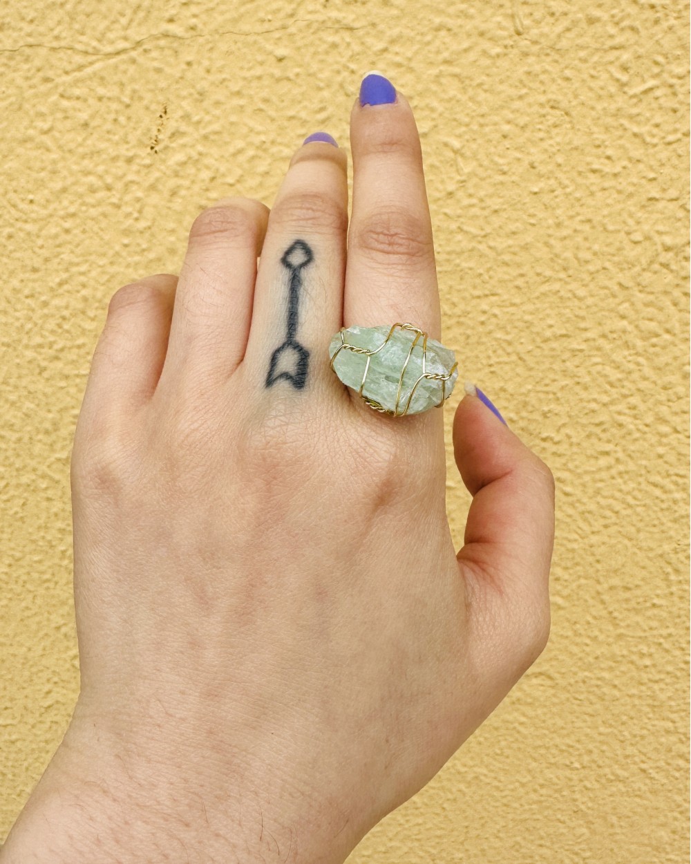 GREEN STONE RING