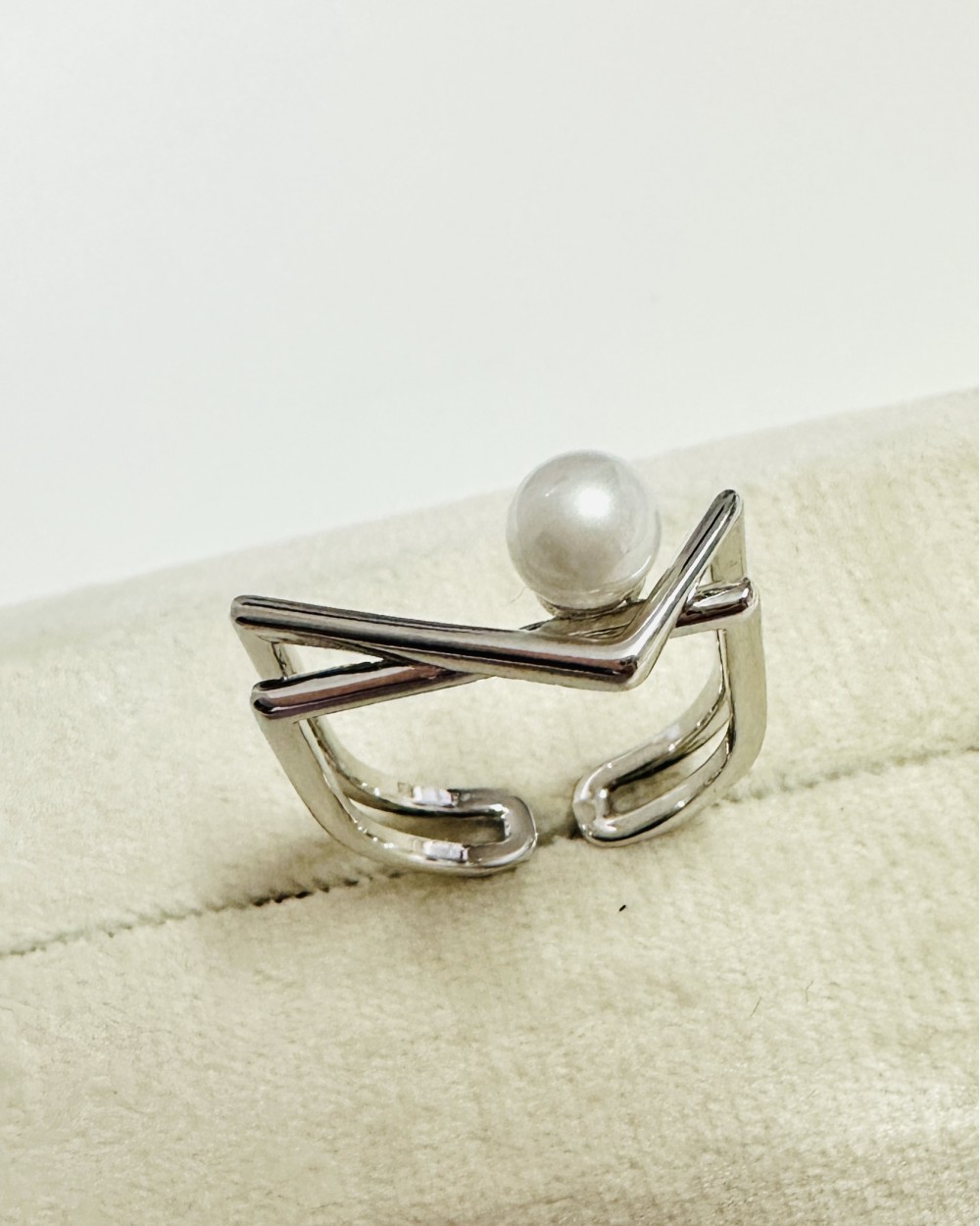 STYLISH SILVER RING