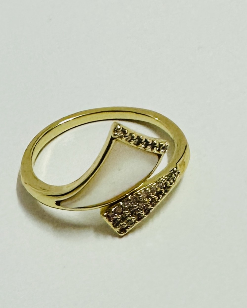SMALL GOLDEN RING