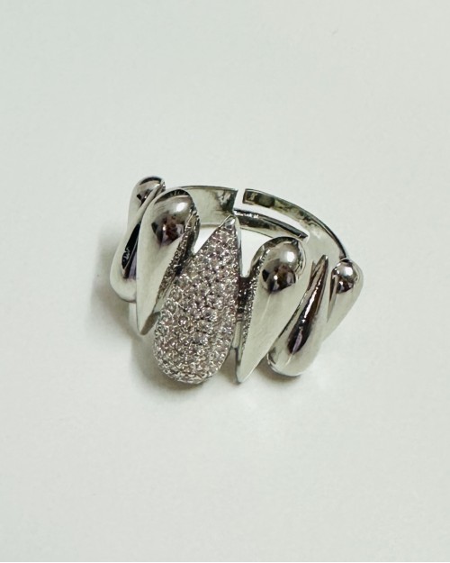 SILVER RING