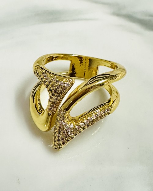 STYLISH GOLDEN RING