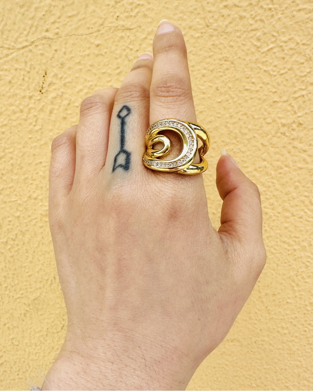 STYLISH GOLDEN RING