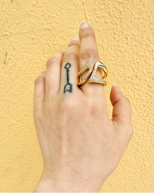 STYLISH GOLDEN RING