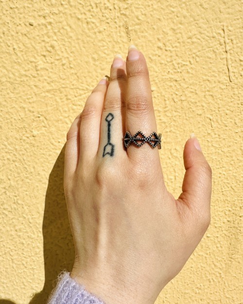 SILVER RING
