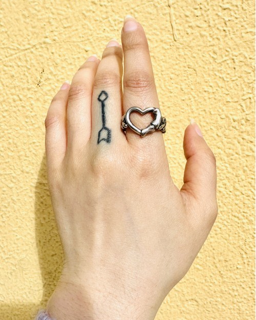 SILVER RING