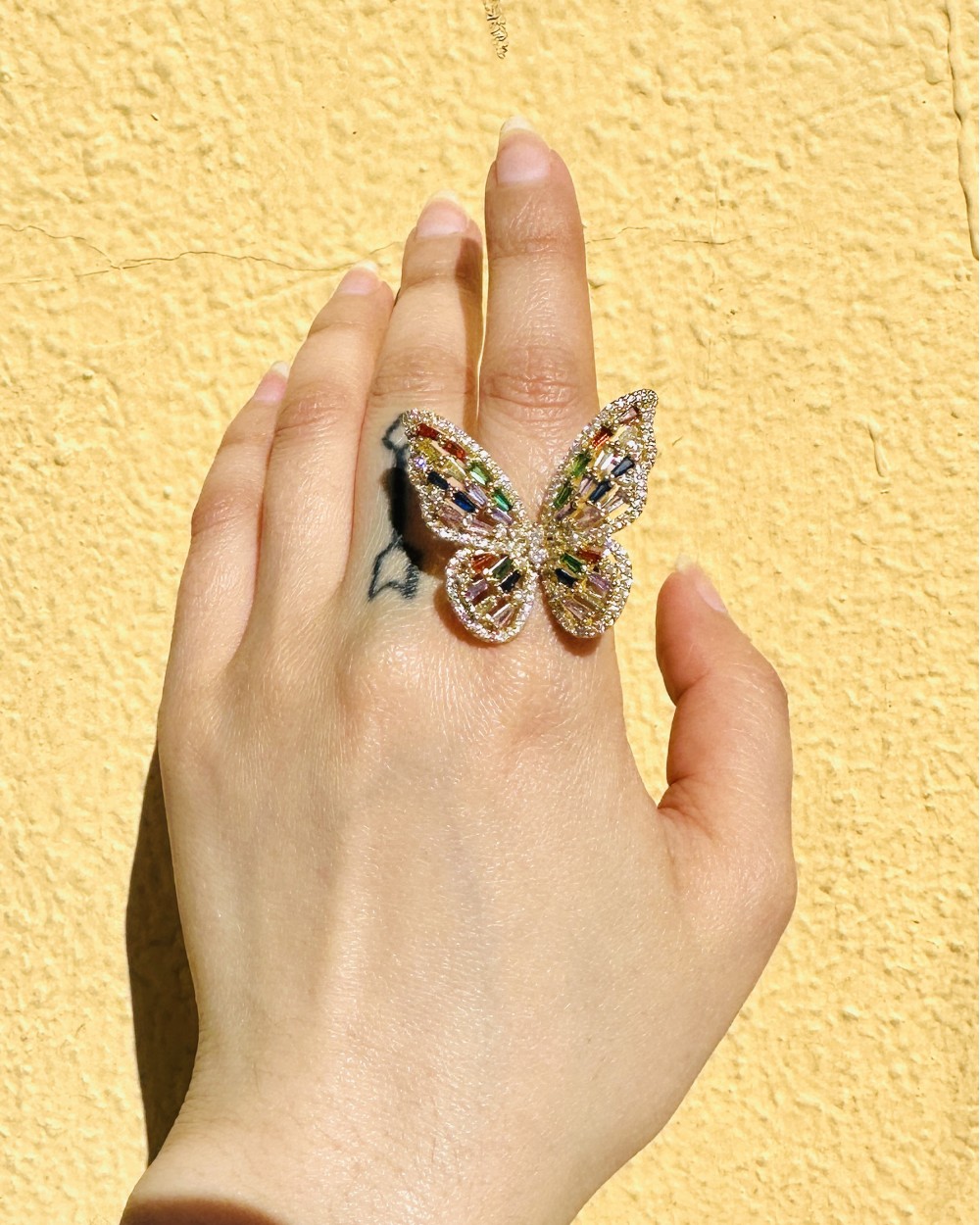 SHINY GOLDEN BUTTERFLY RING