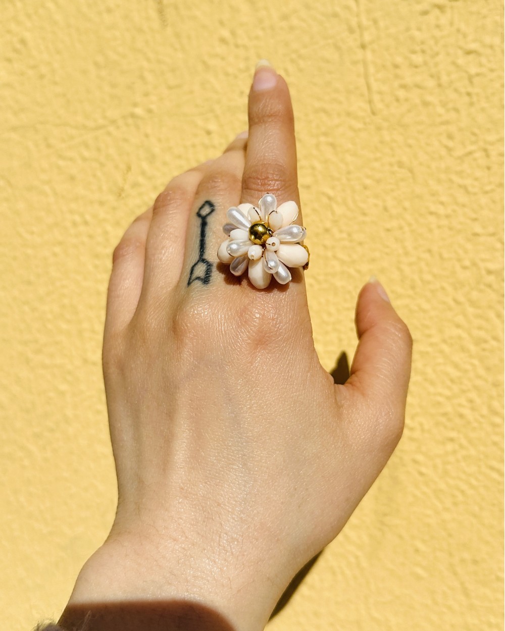 CUTE FLOWER RING