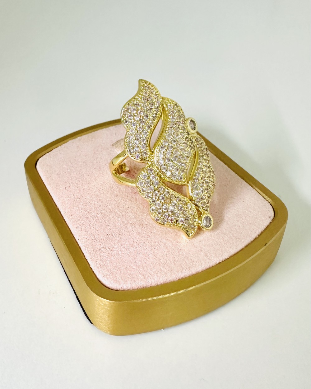 GOLDEN RING