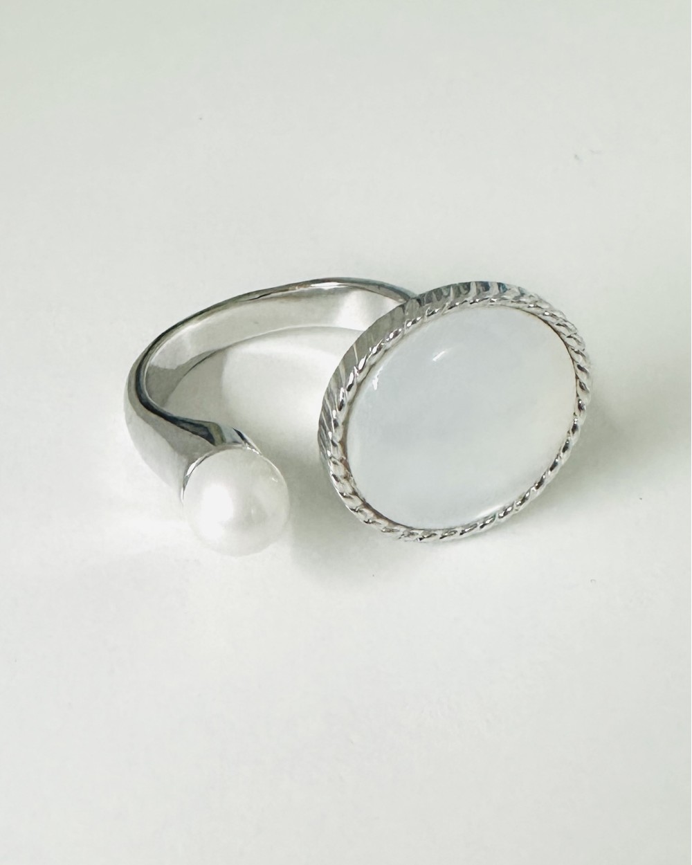 SILVER RING