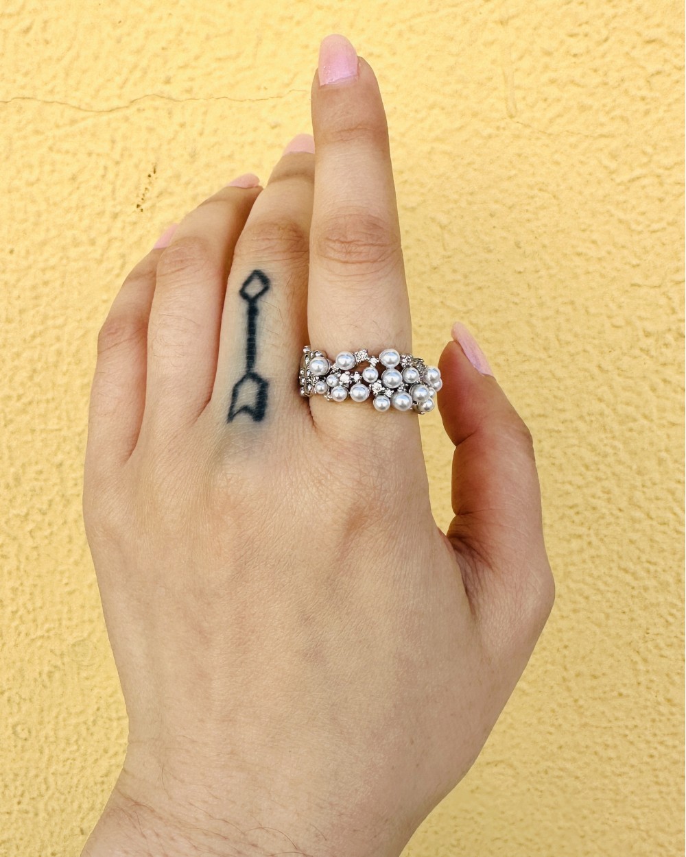 SILVER PEARL RING