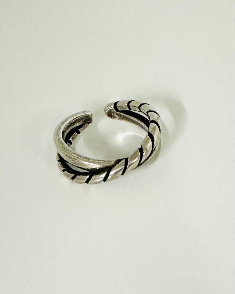 SILVER RING
