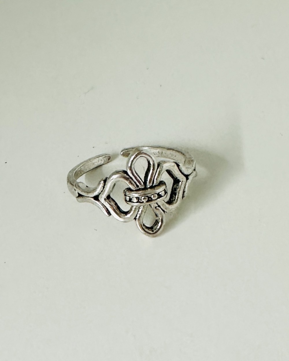 SILVER RING