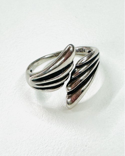 SILVER RING